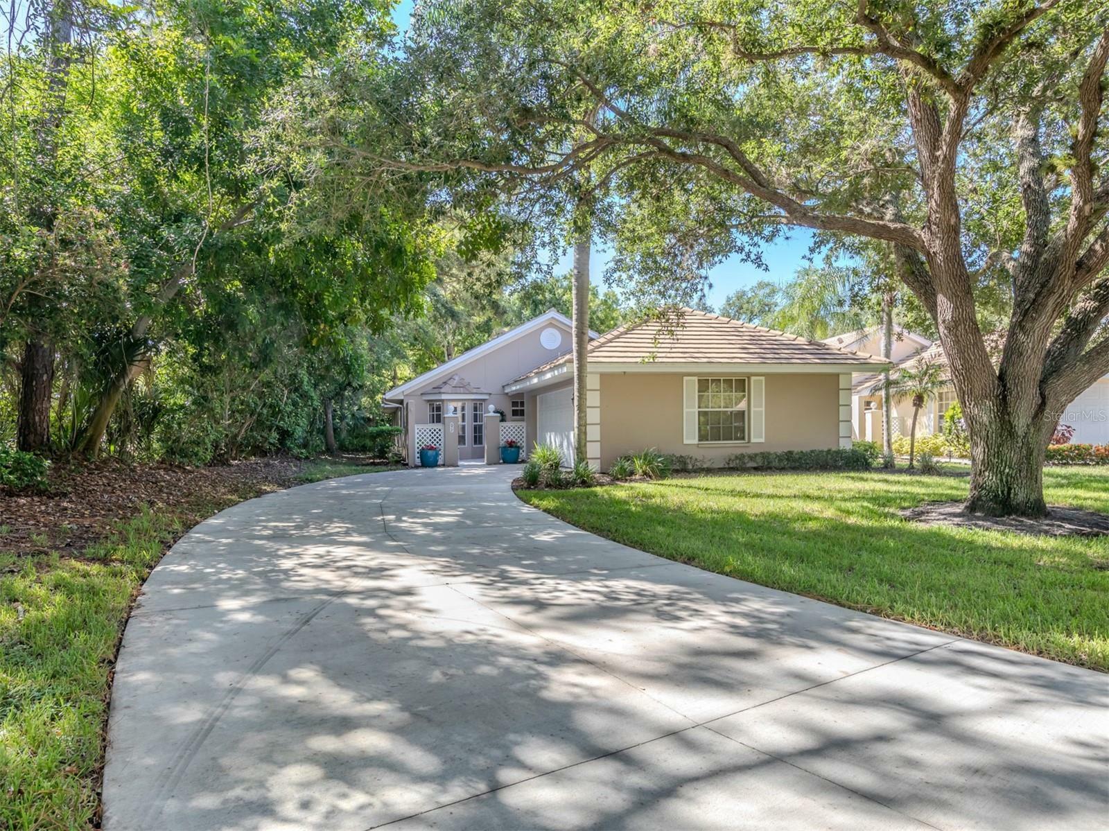 572 Clubside Circle 34  Venice FL 34293 photo