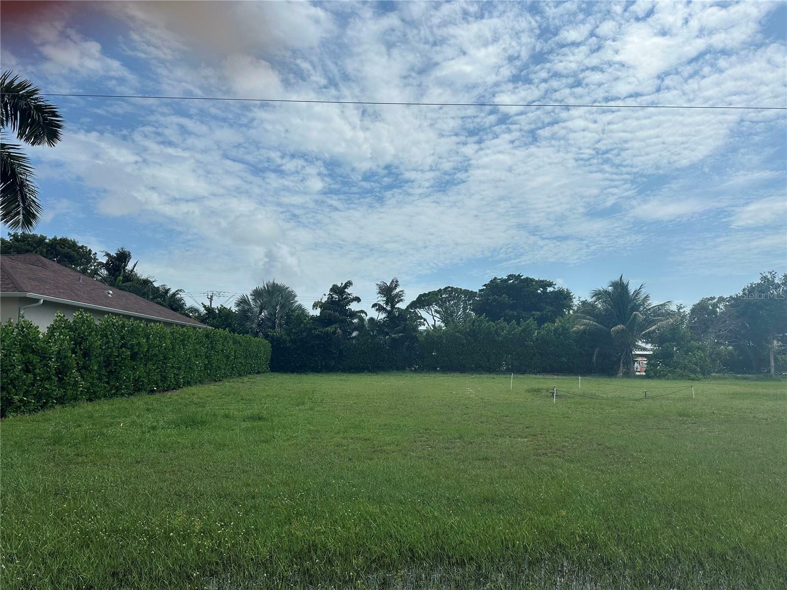 Property Photo:  60 Tahiti Road  FL 34145 