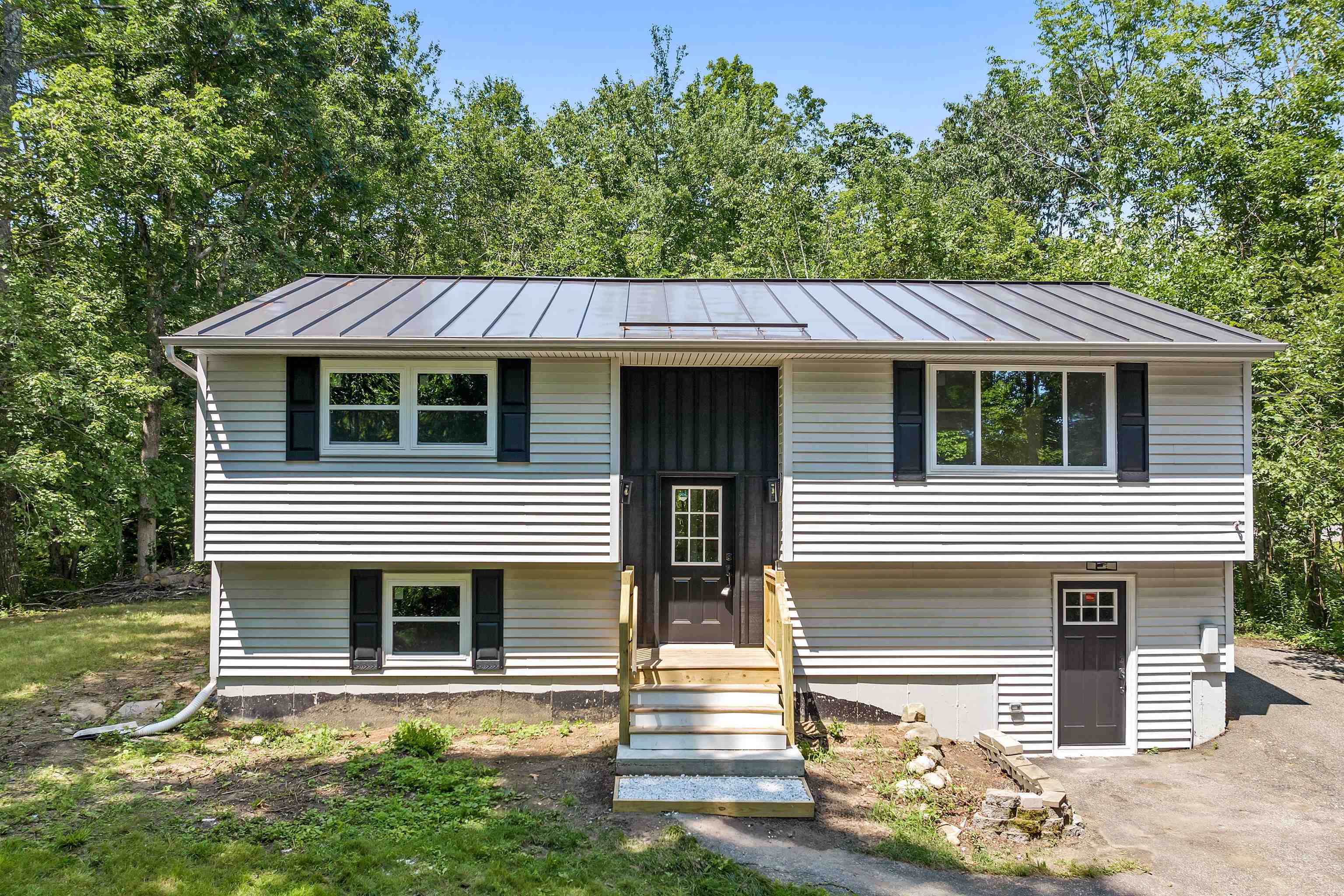 Property Photo:  101 Old Concord Turnpike  NH 03825 