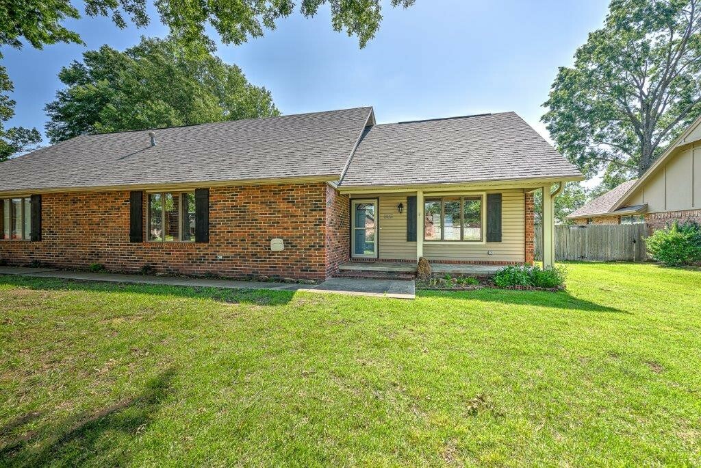 Property Photo:  803 Orleans Drive  AR 72758 