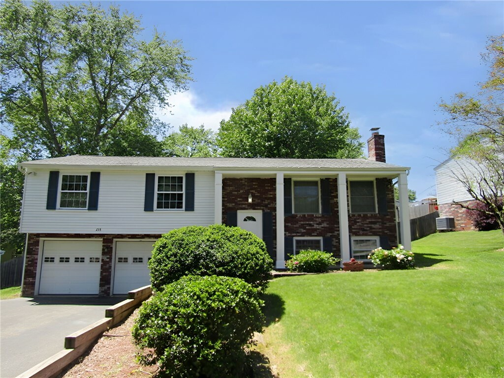 Property Photo: 238 Dodd Dr PA 15301