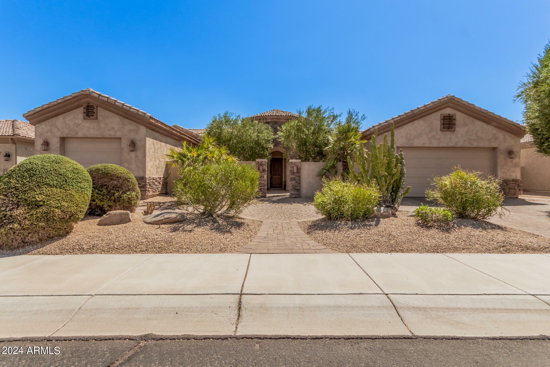 Property Photo:  14713 W Black Gold Court  AZ 85375 