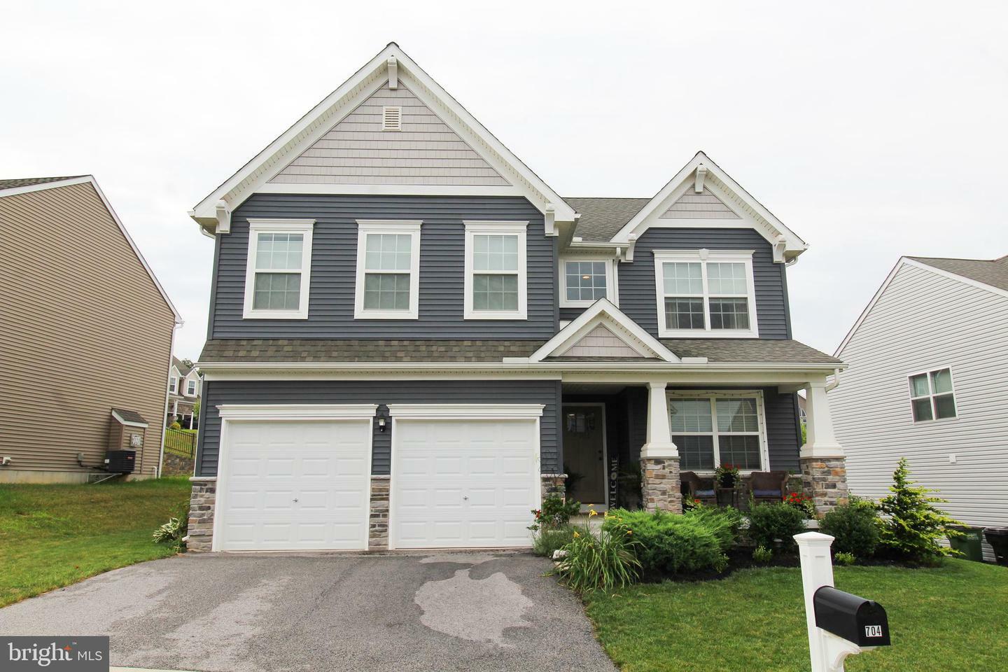 Property Photo:  704 Seaton Drive  PA 17402 