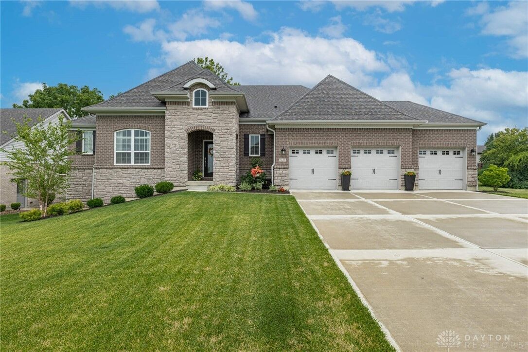 Property Photo: 5653 Brooks Run OH 45011
