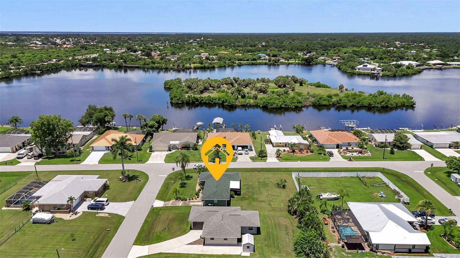 Property Photo: 574 Lowell Avenue NW FL 33952