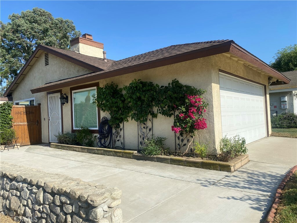 Property Photo:  2739 Eagle Creek Place  CA 91761 