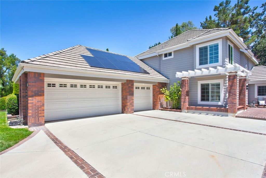 Property Photo:  26430 Emerald Dove Drive  CA 91355 