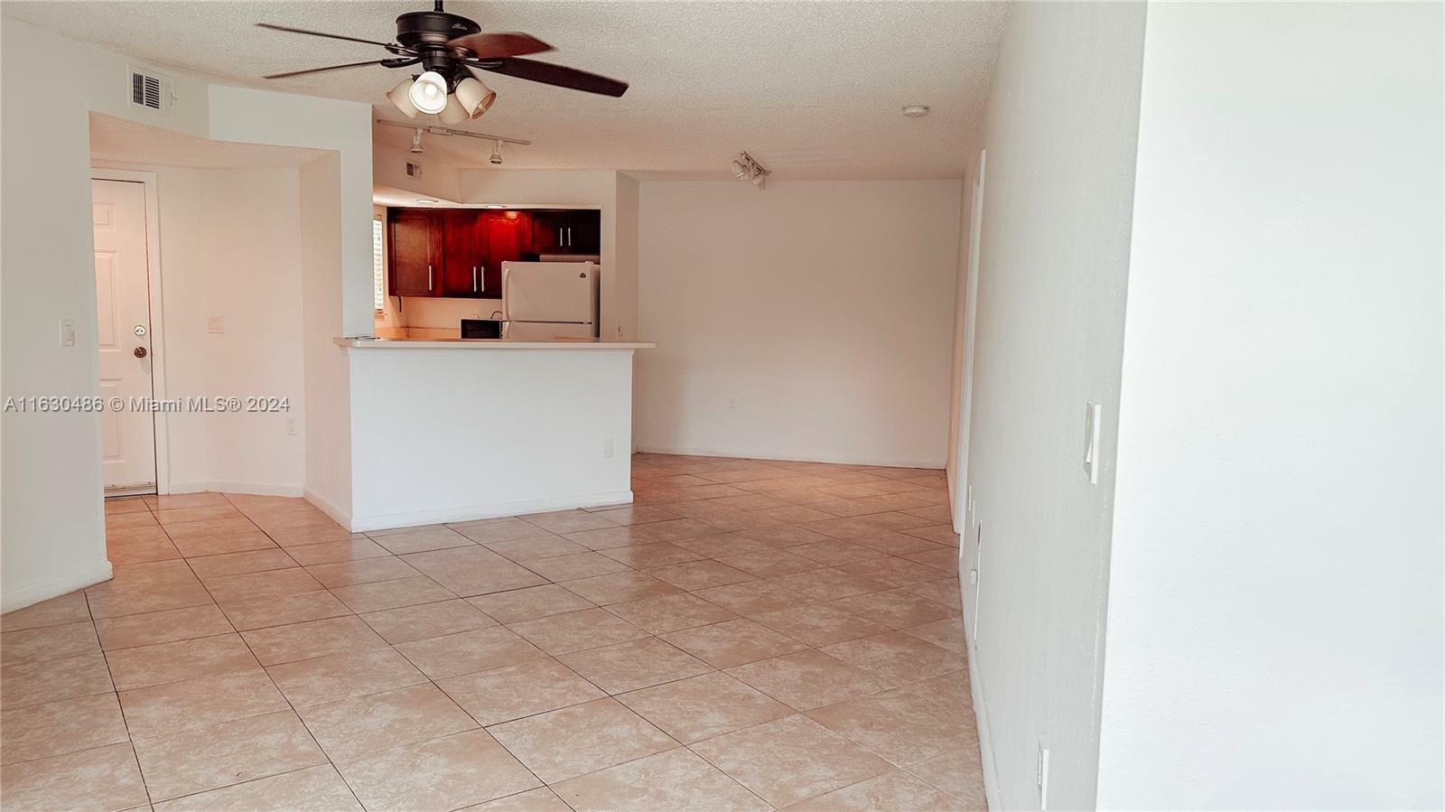 Property Photo:  12950 Vista Isles Dr 417  FL 33325 