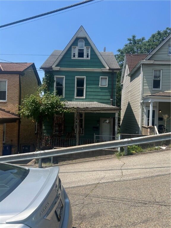 Property Photo:  6 Kuhn St  PA 15211