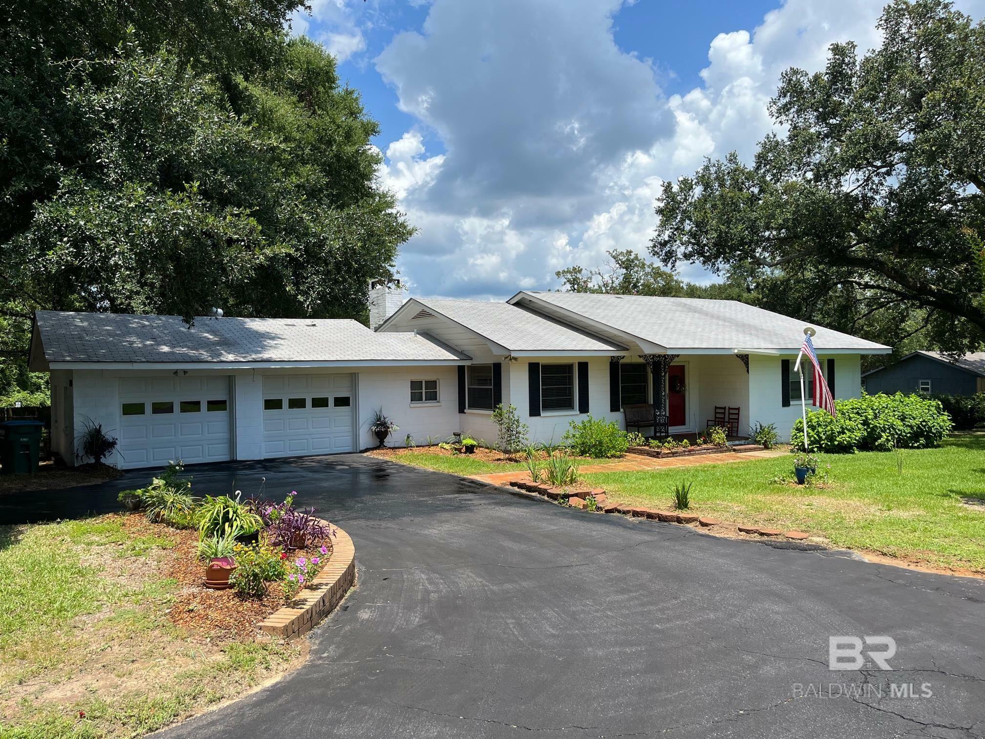 Property Photo:  30988 Driftwood Lane  AL 36527 