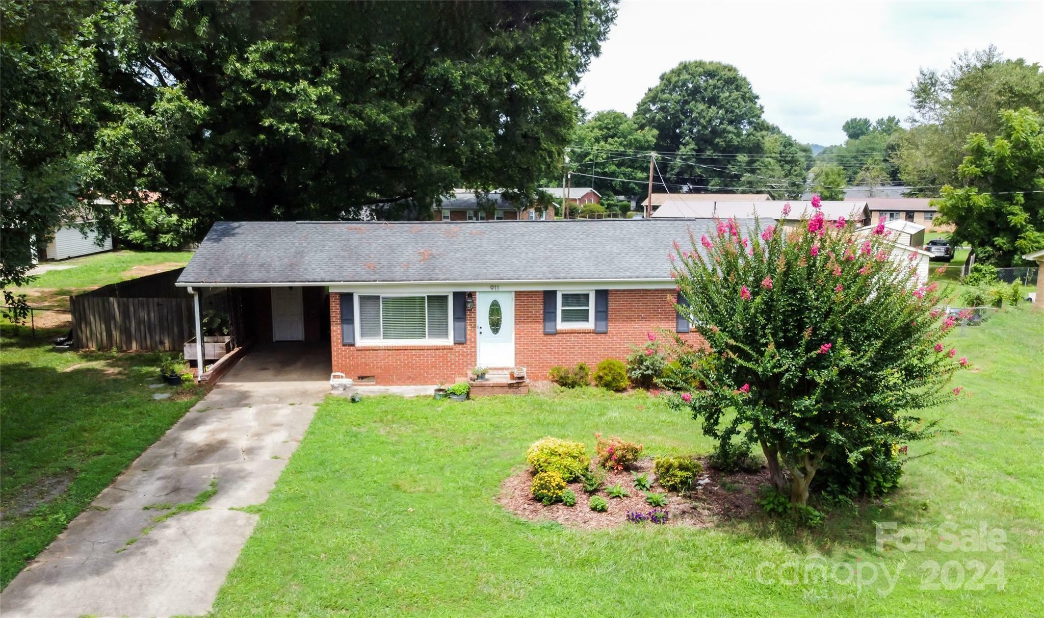 Property Photo:  911 Union Terrace  NC 28056 