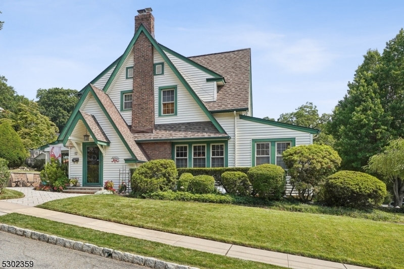 Property Photo:  17 Byrne Rd  NJ 07052 