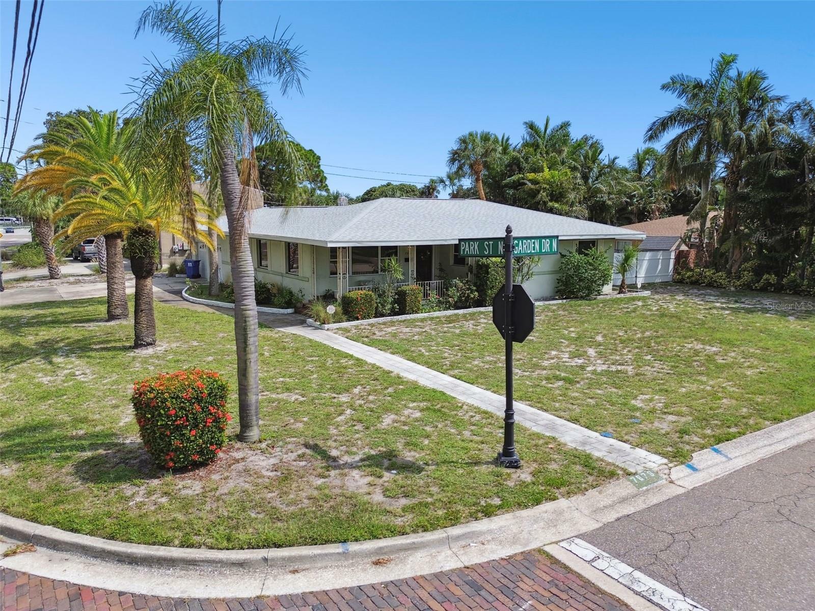 Property Photo:  7979 Garden Drive N  FL 33710 