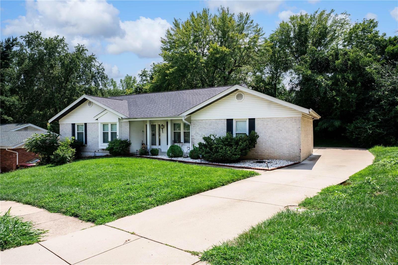 Property Photo:  14338 Millbriar Circle  MO 63017 