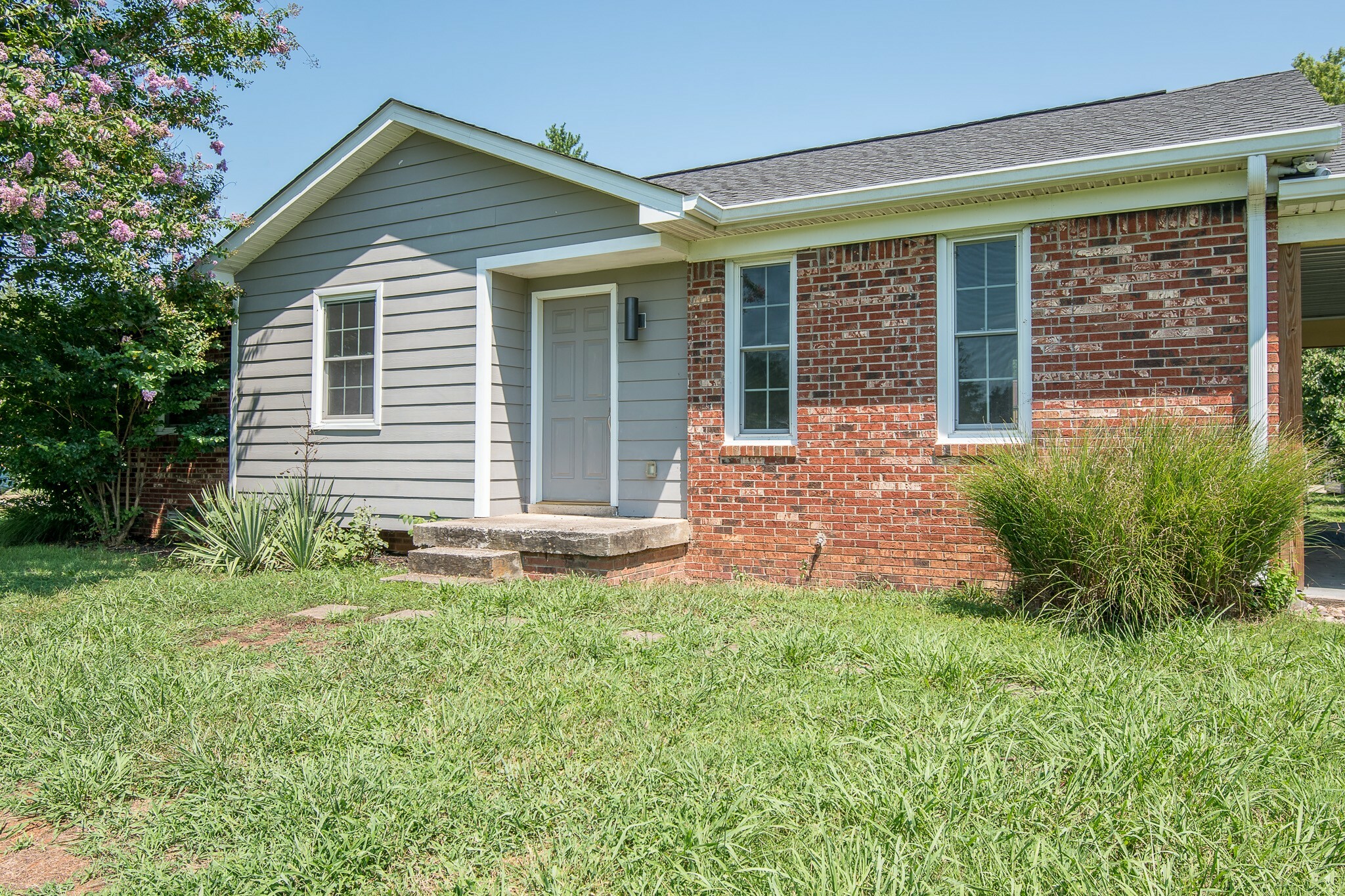 Property Photo:  4504 Baywood Ave  TN 37129 