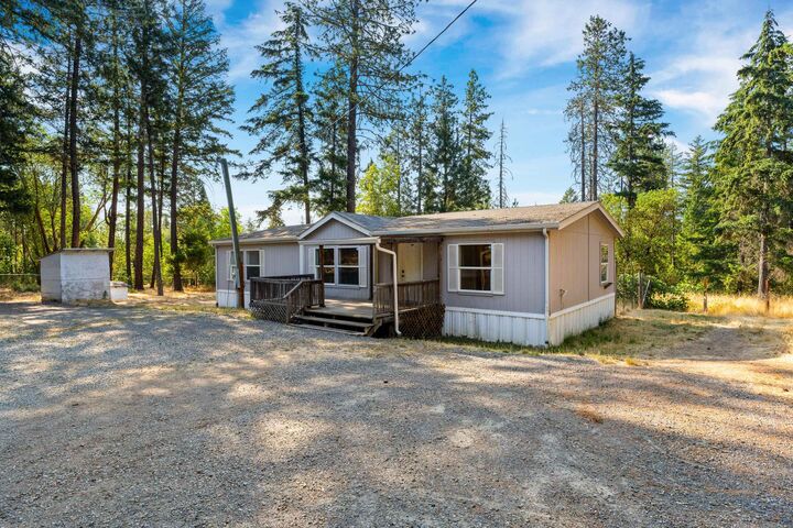 315 Dreamhill Drive  Williams OR 97544 photo