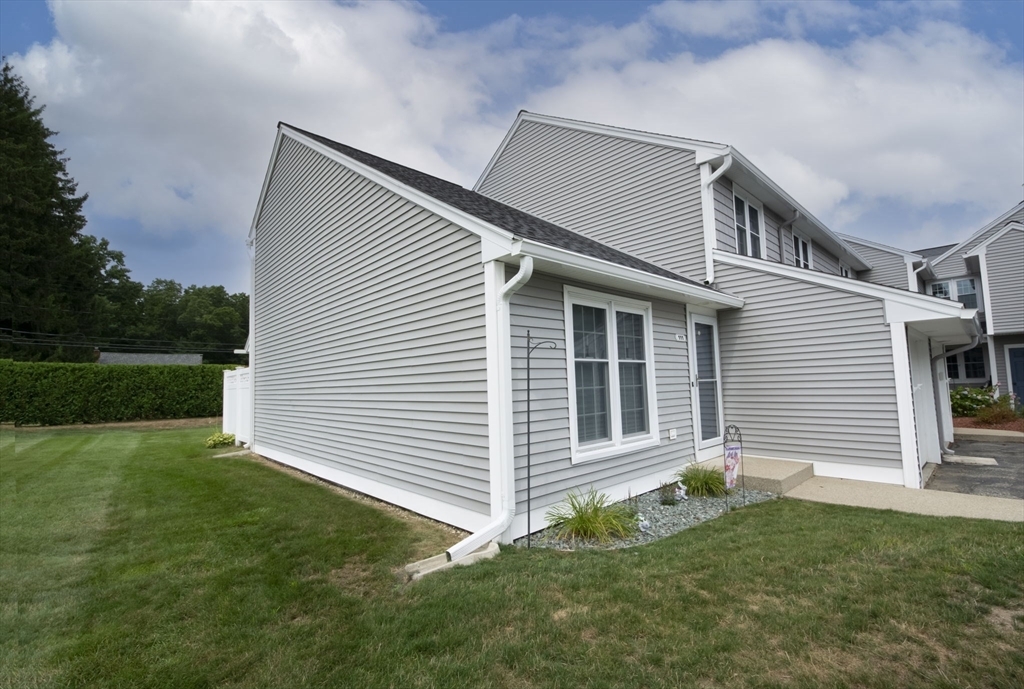 Property Photo:  111 Chapin Greene Dr 111  MA 01056 