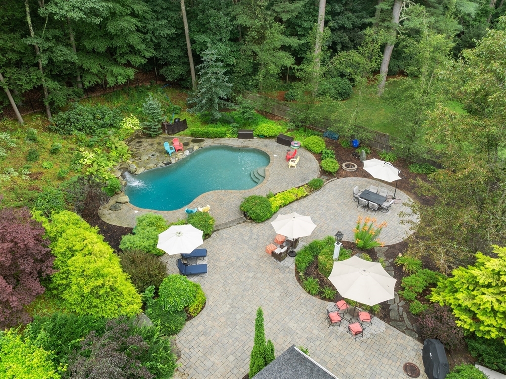 Property Photo:  15 Lands End Lane  MA 01776 