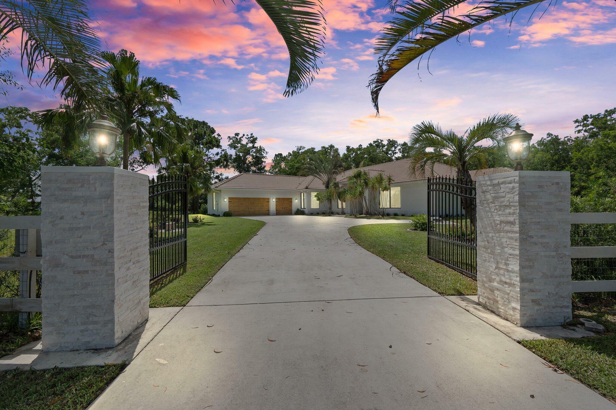 Property Photo:  9856 SW Pueblo Terrace  FL 34990 