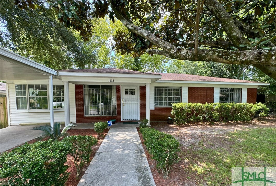 Property Photo:  1823 Mitchell Street  GA 31405 