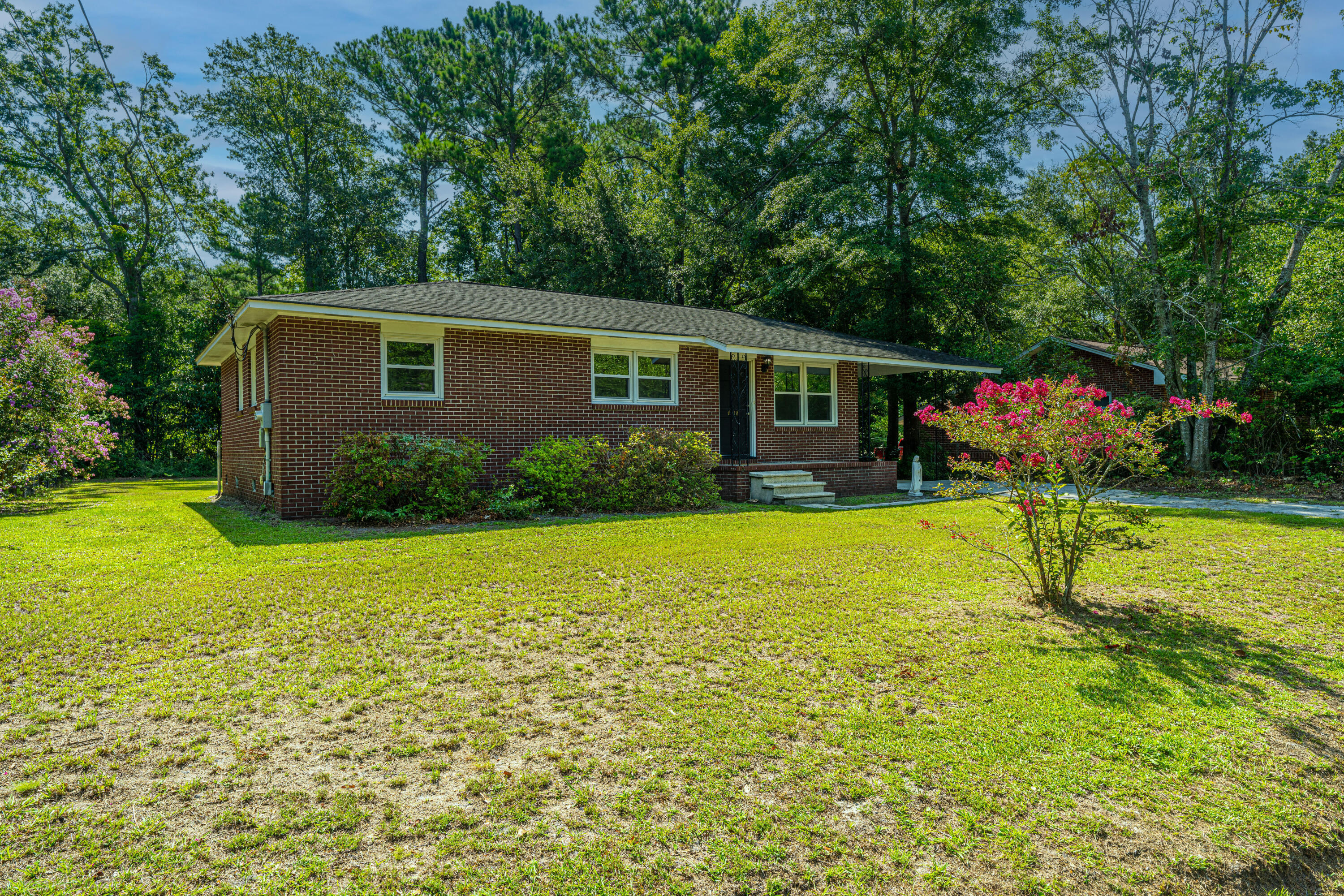 Property Photo: 4418 Cindy Lane SC 29418