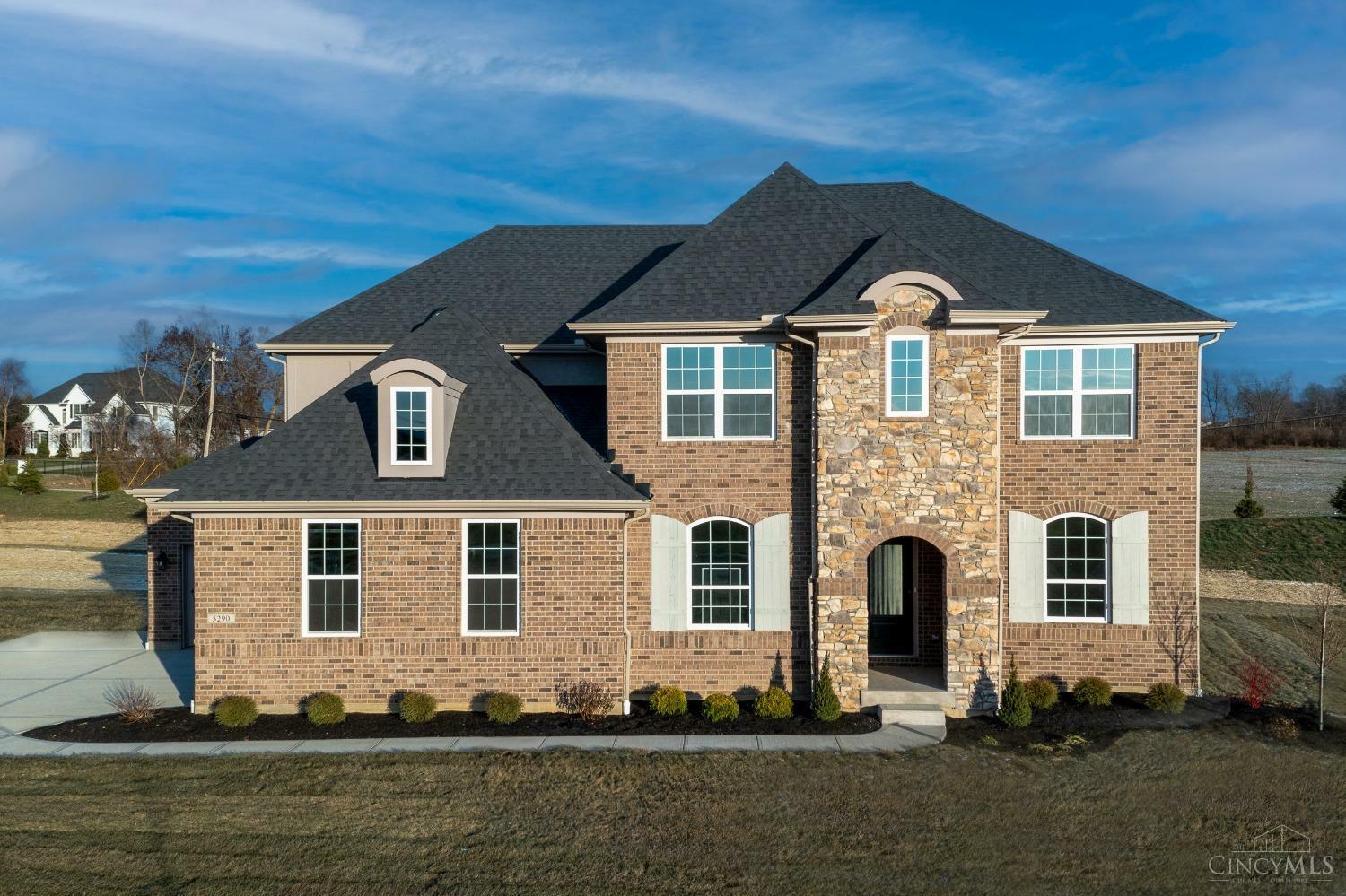 Property Photo: 5290 Bligh Court OH 45044