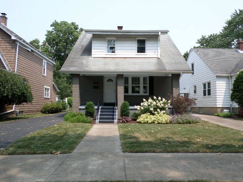 Property Photo:  611 Beverly Drive  PA 16505 