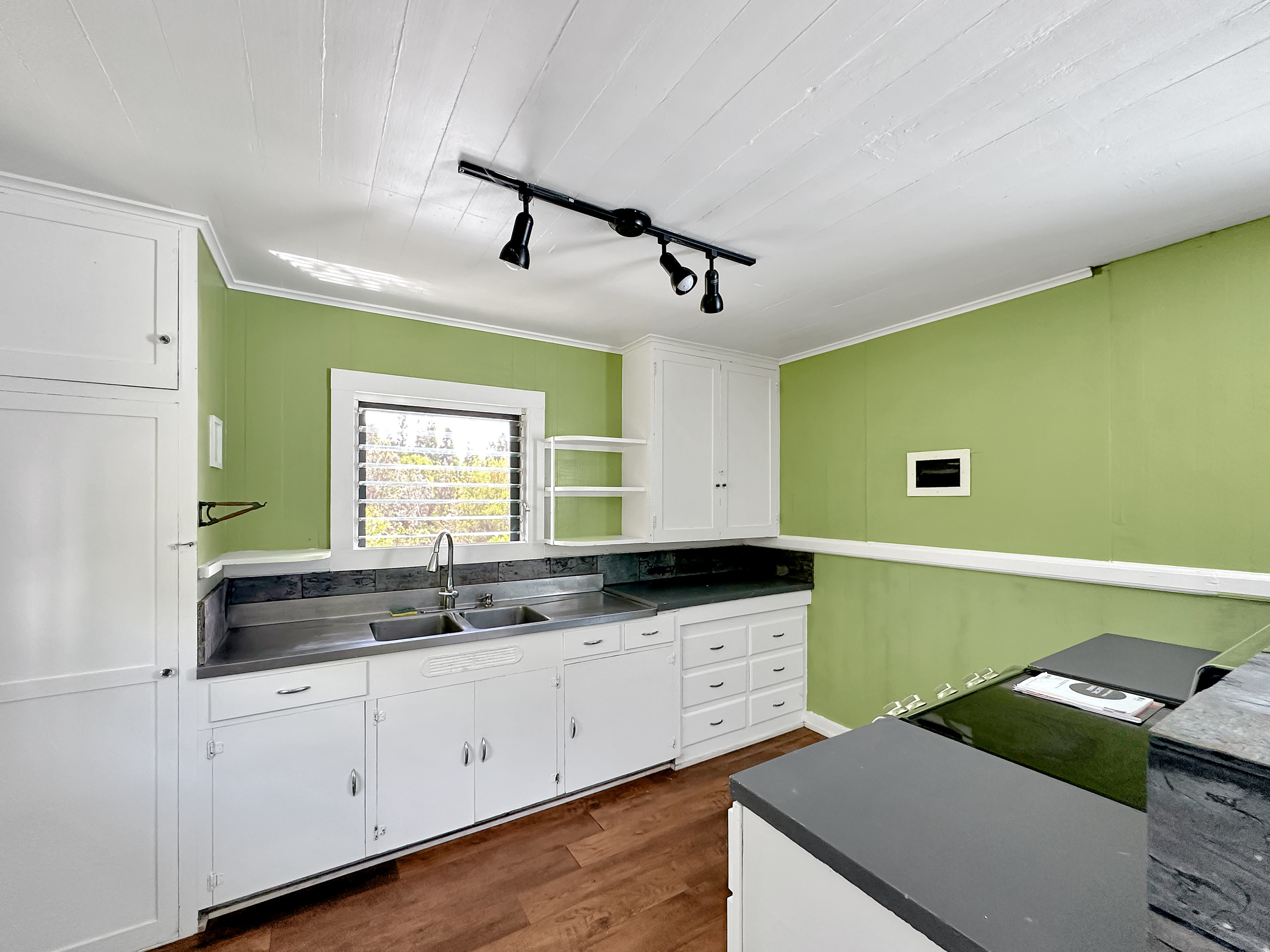 Property Photo:  19-4294 Ainahau Rd  HI 96785 