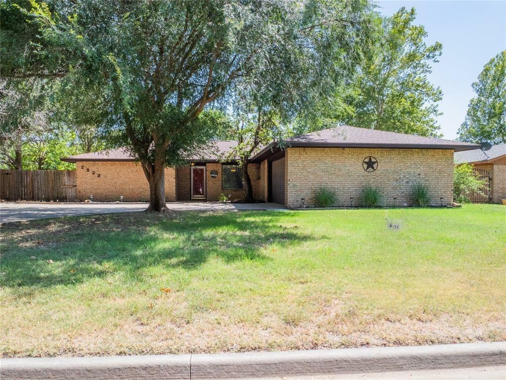 Property Photo:  2523 NE Heritage Creek Drive  OK 73507 