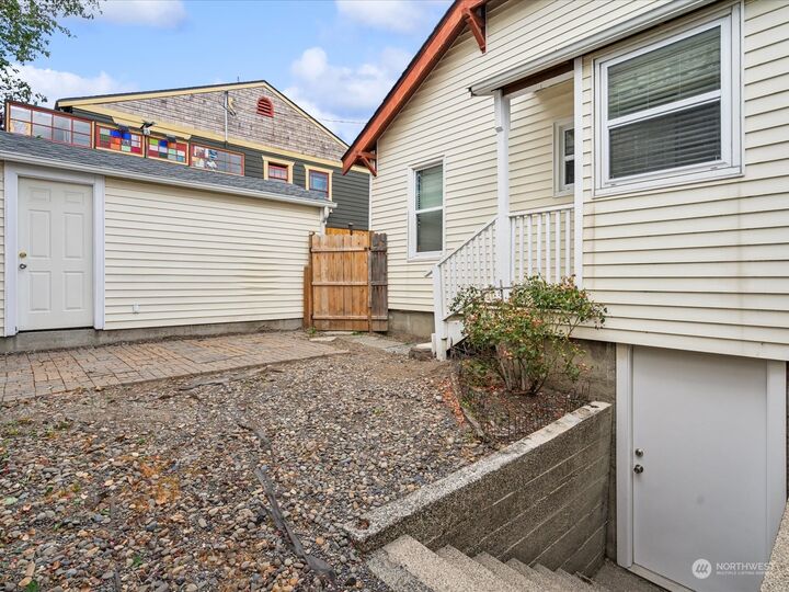 Property Photo:  307 Olympic Place  WA 98312 