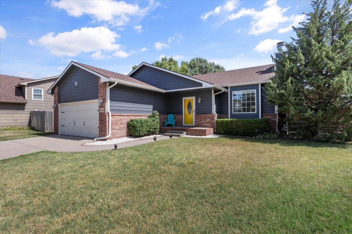 Property Photo:  11342 W Carr Ct  KS 67209 