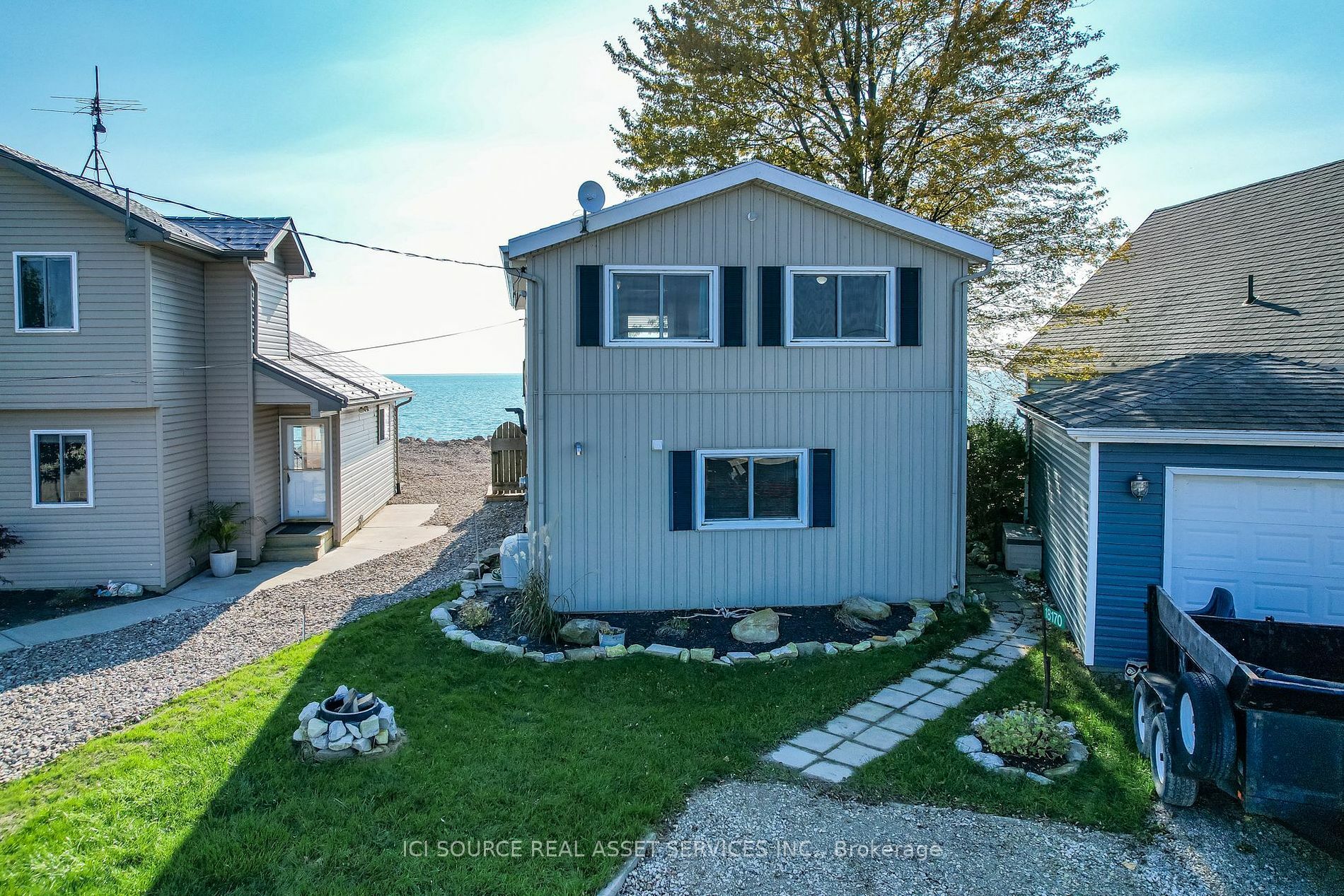 18170 Erie Shore Dr  Chatham-Kent ON N0P 1A0 photo