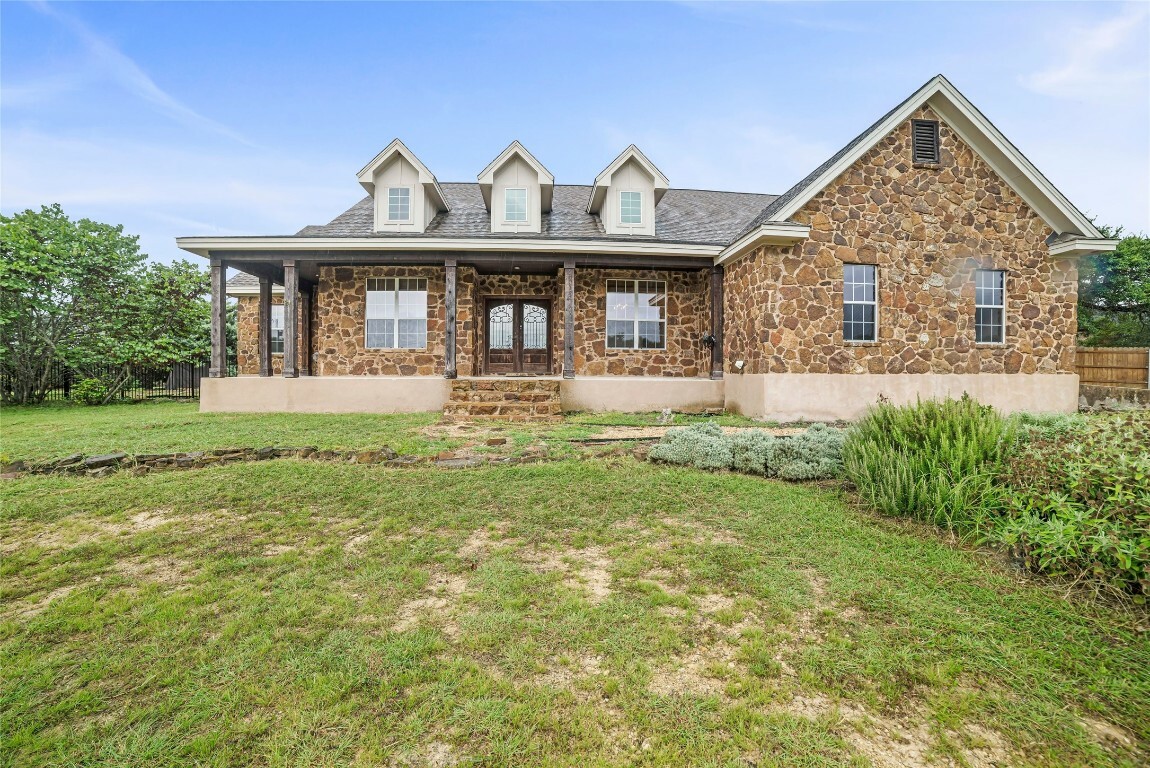 Property Photo: 414 Lake Side Drive TX 78628