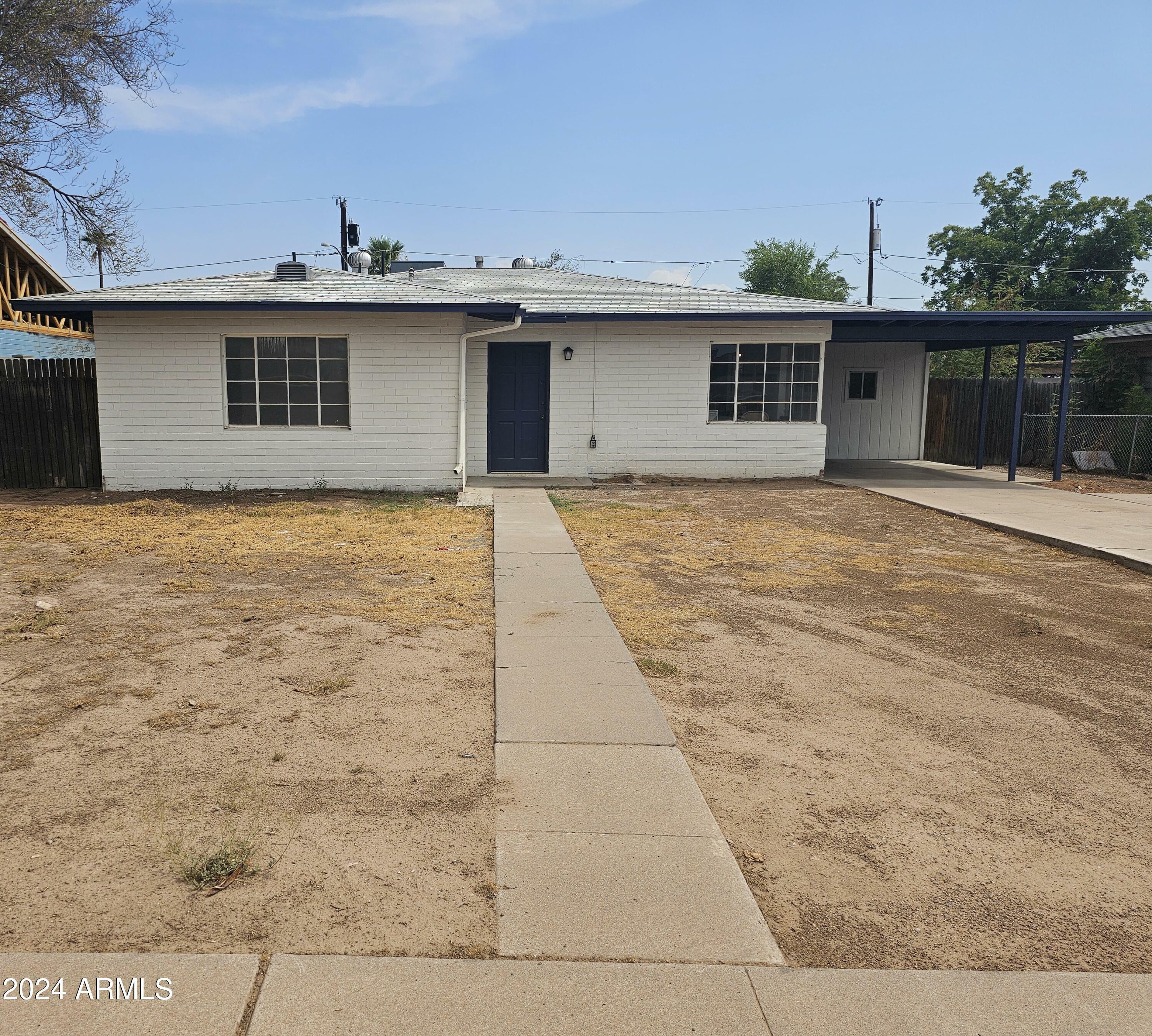 Property Photo:  1825 E Amelia Avenue  AZ 85016 