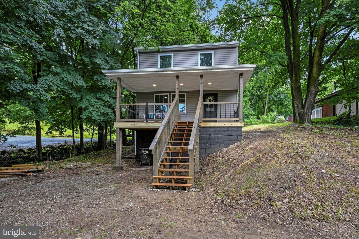 Property Photo:  1084 Oyster Mill Road  PA 17011 