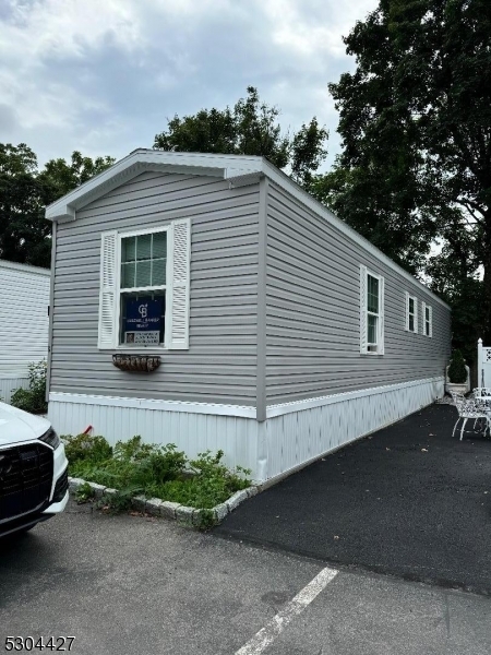 Property Photo:  8 White Birch Park  NJ 08827 