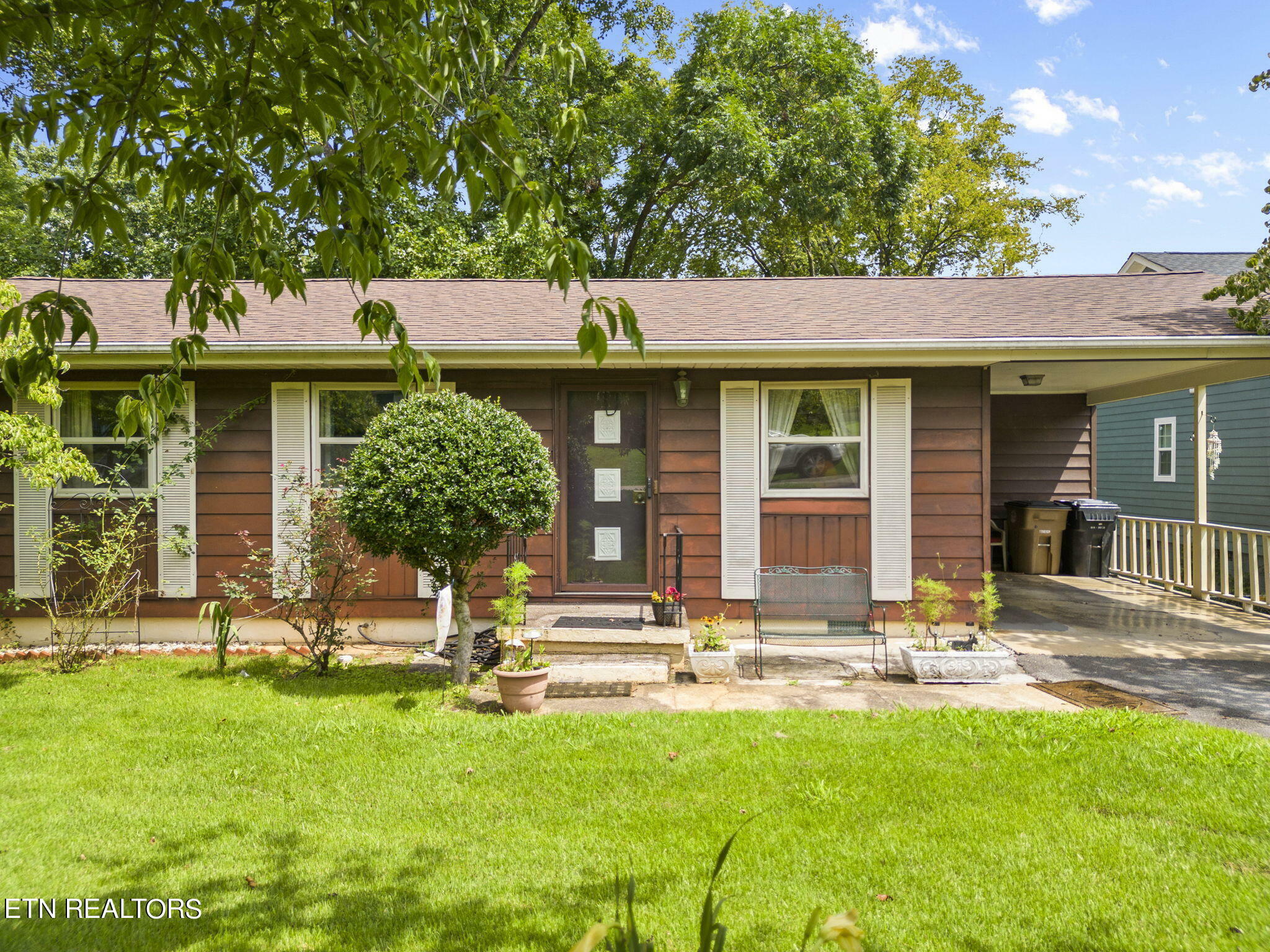 Property Photo:  2247 W Gilbert Lane  TN 37920 