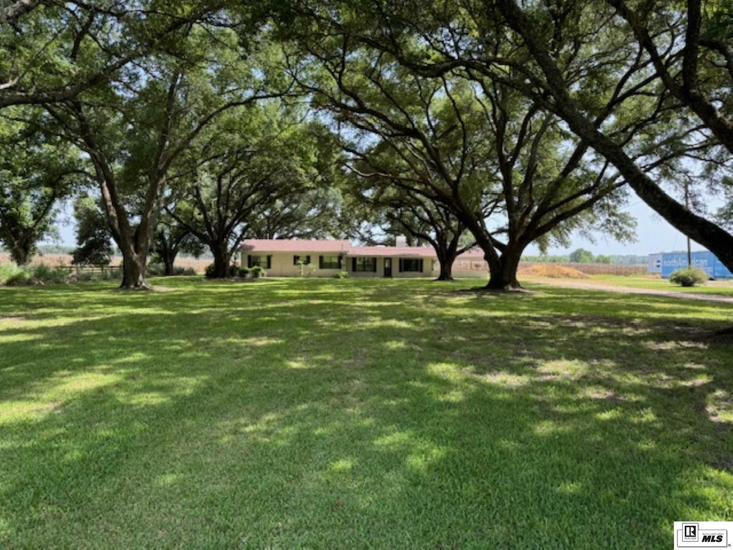 Property Photo:  1021 Buckhorn Bend Road  LA 71202 