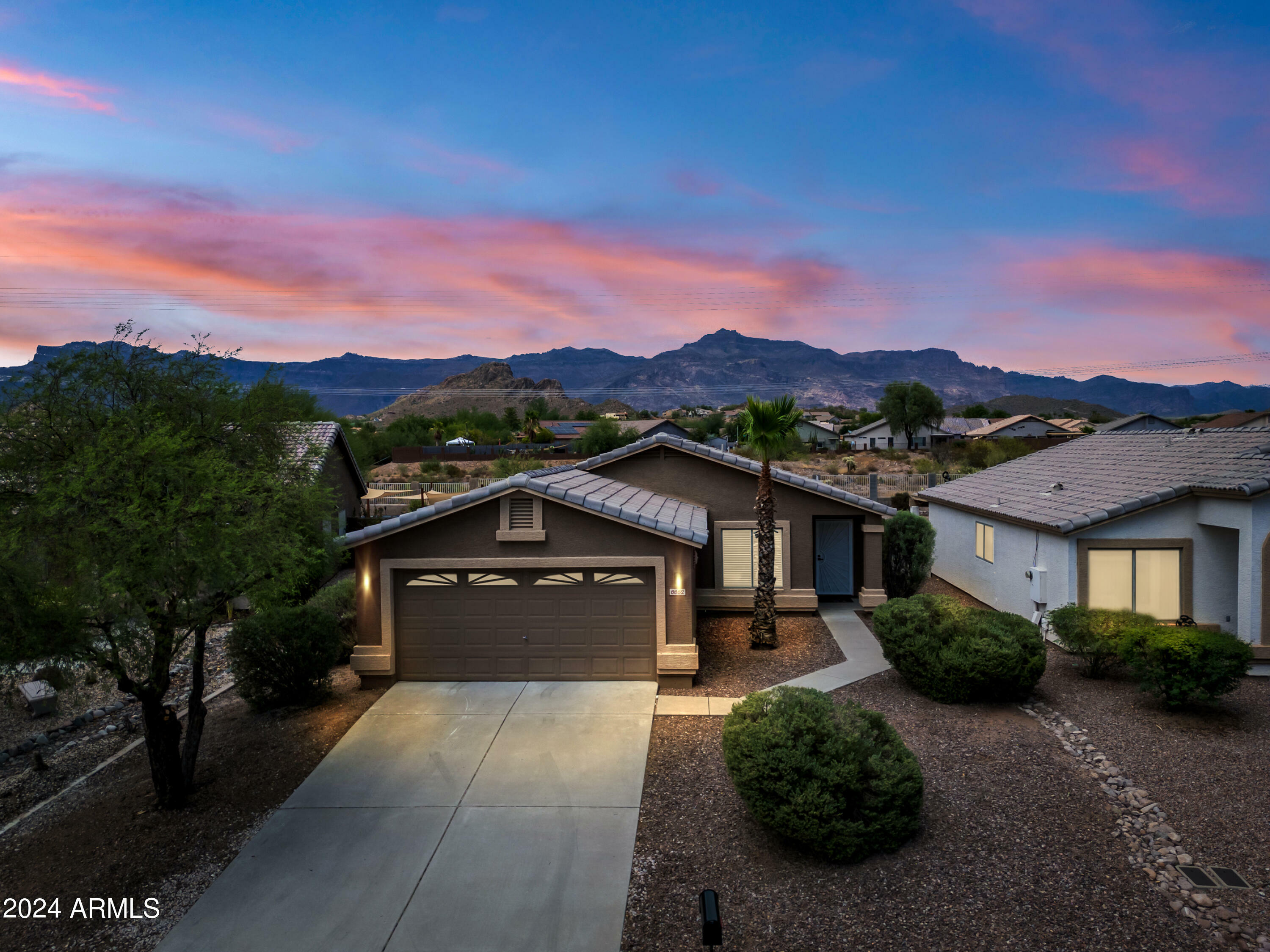 Property Photo:  8882 E Shooting Star Drive  AZ 85118 