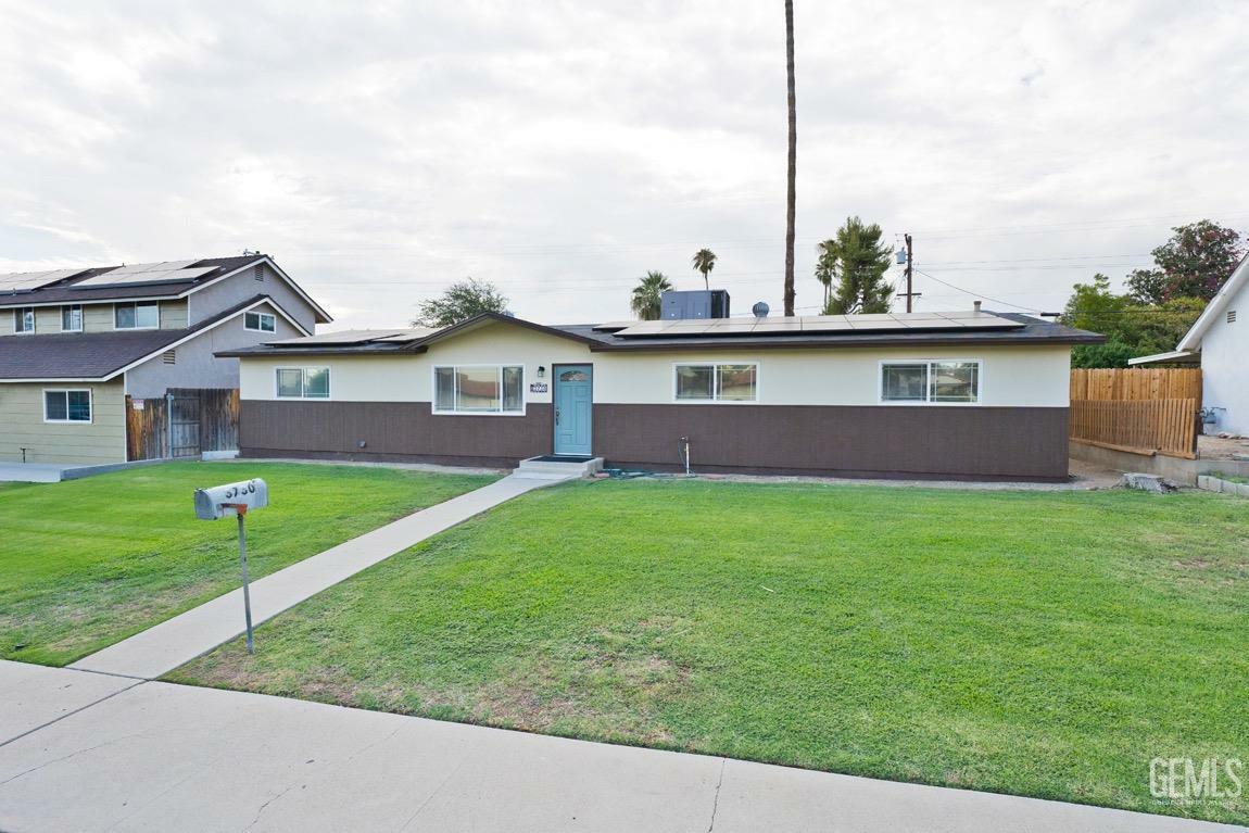 Property Photo:  3730 Columbus Street  CA 93306 