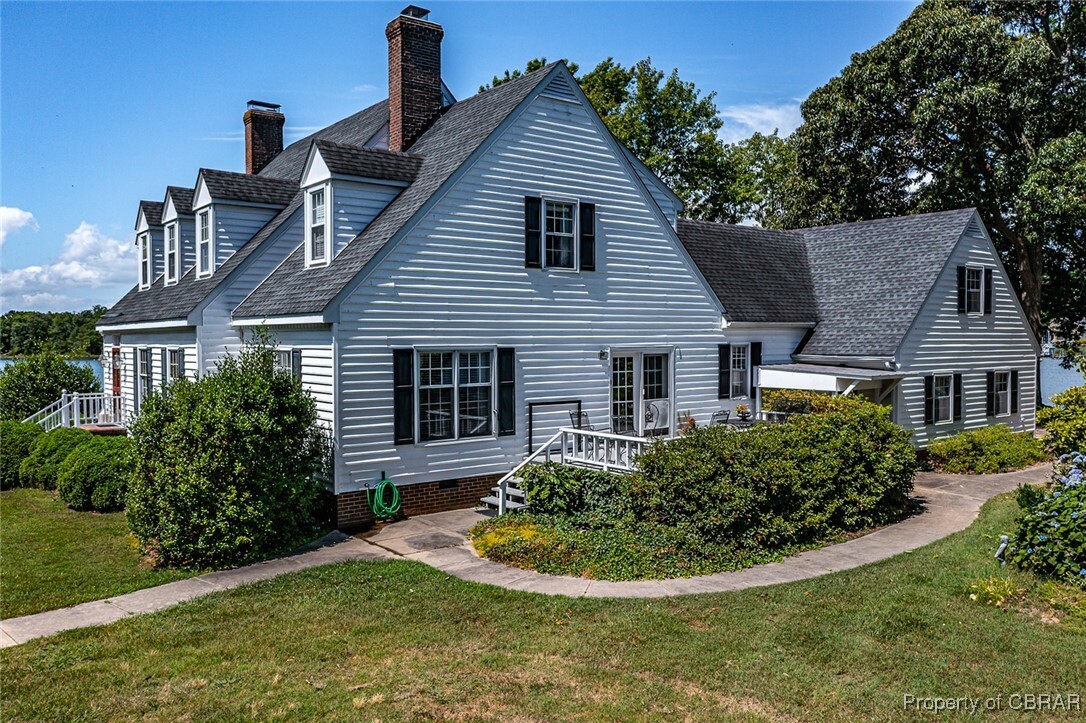 Property Photo: 498 Seaboard Drive VA 22539