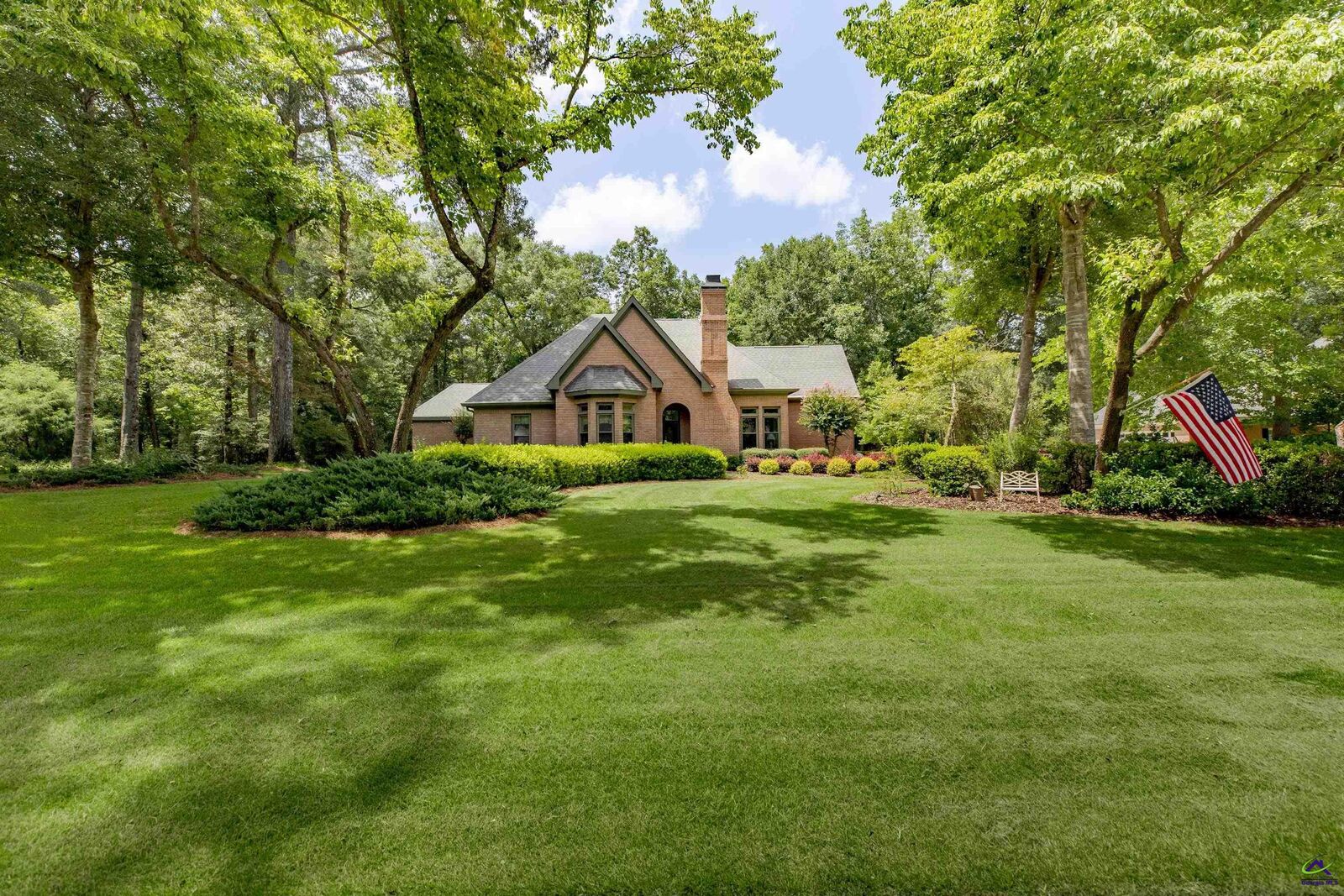 Property Photo:  115 Falcon Crest  GA 31088 