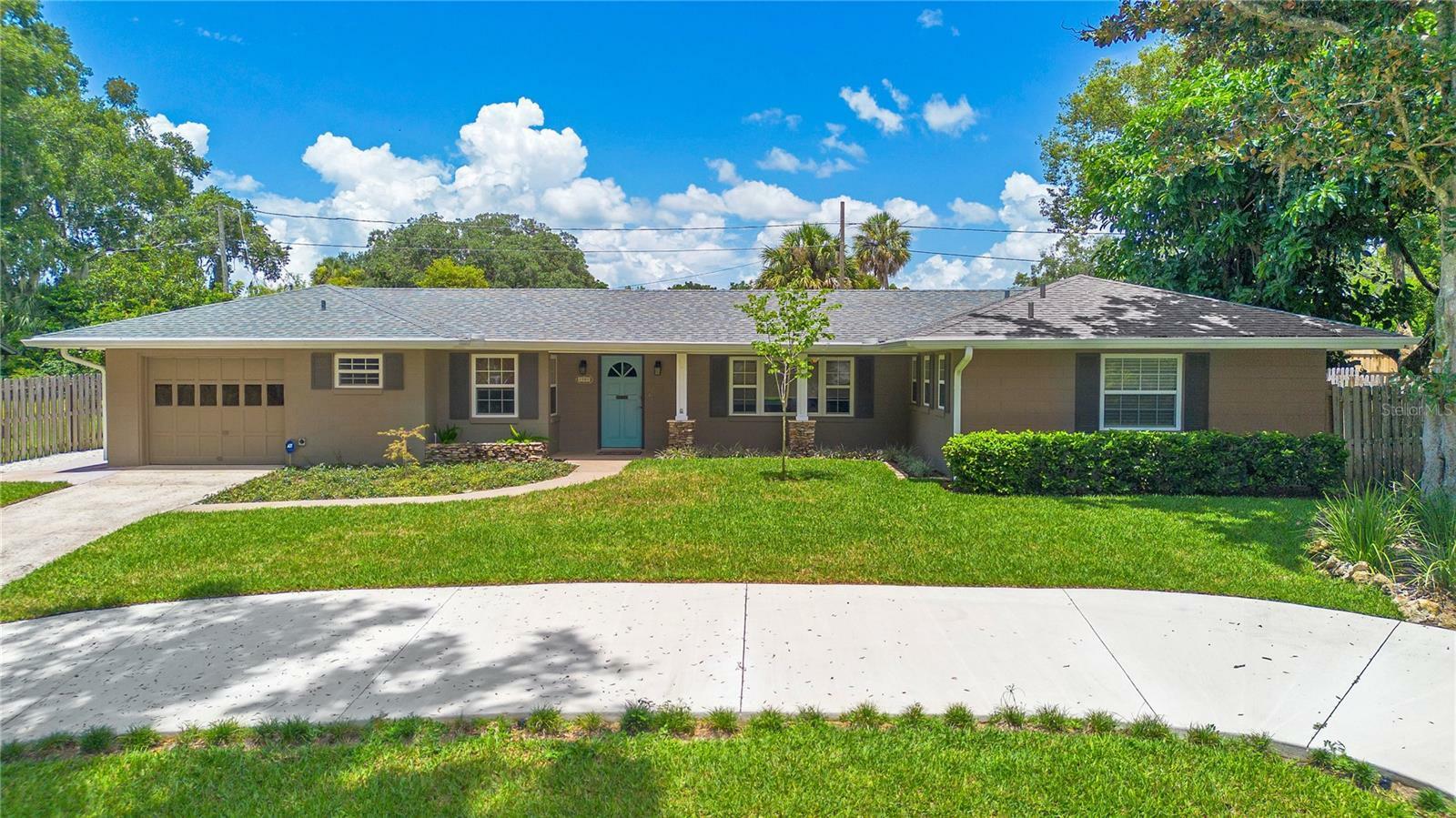 Property Photo:  1501 Tedford Street  FL 32726 