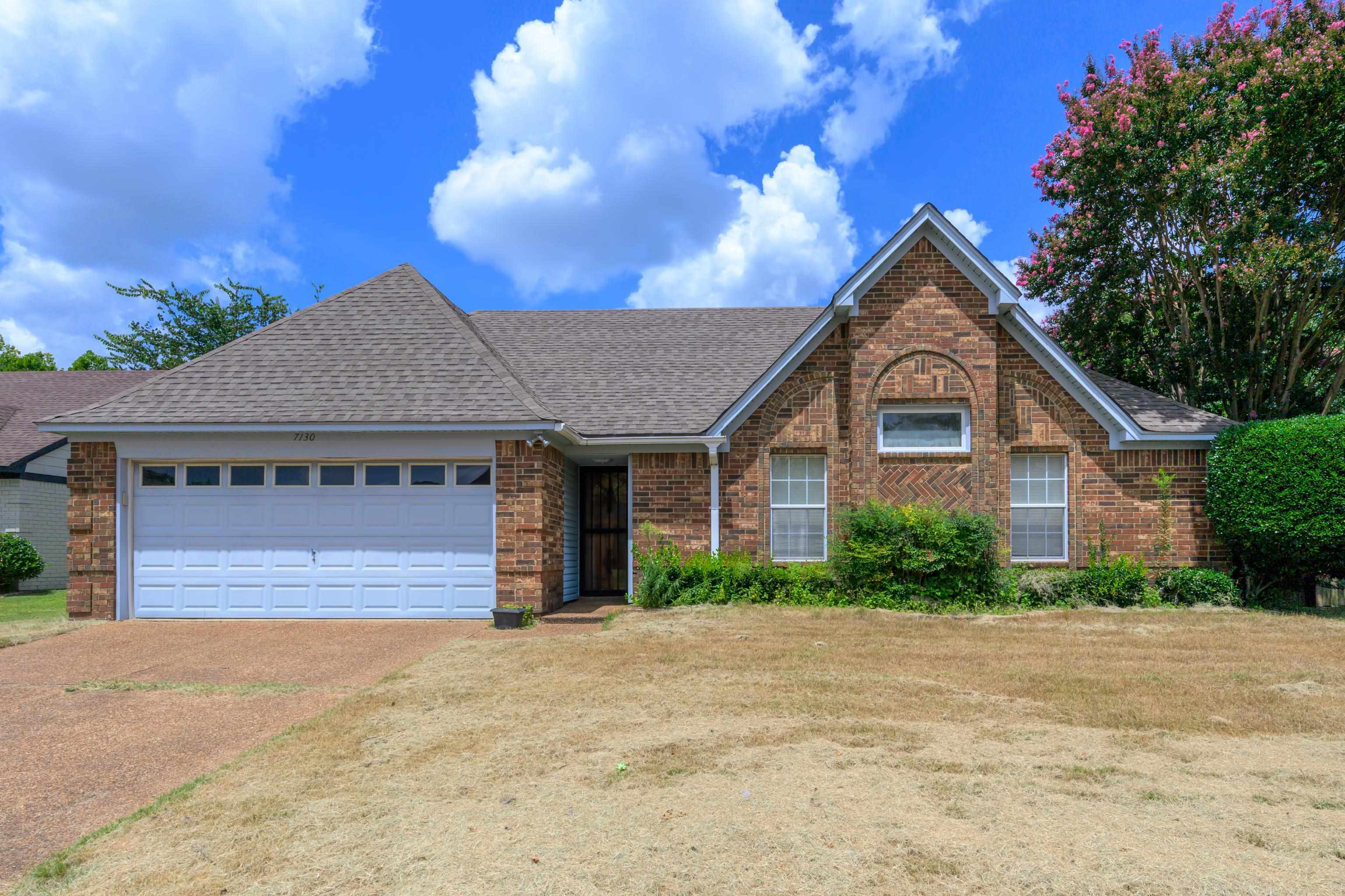 Property Photo:  7130 Market Square Dr  TN 38125 