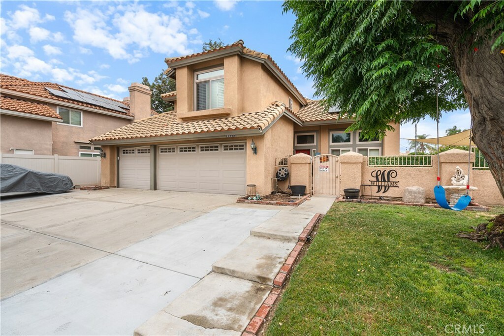 Property Photo:  28271 Saiga Court  CA 92346 