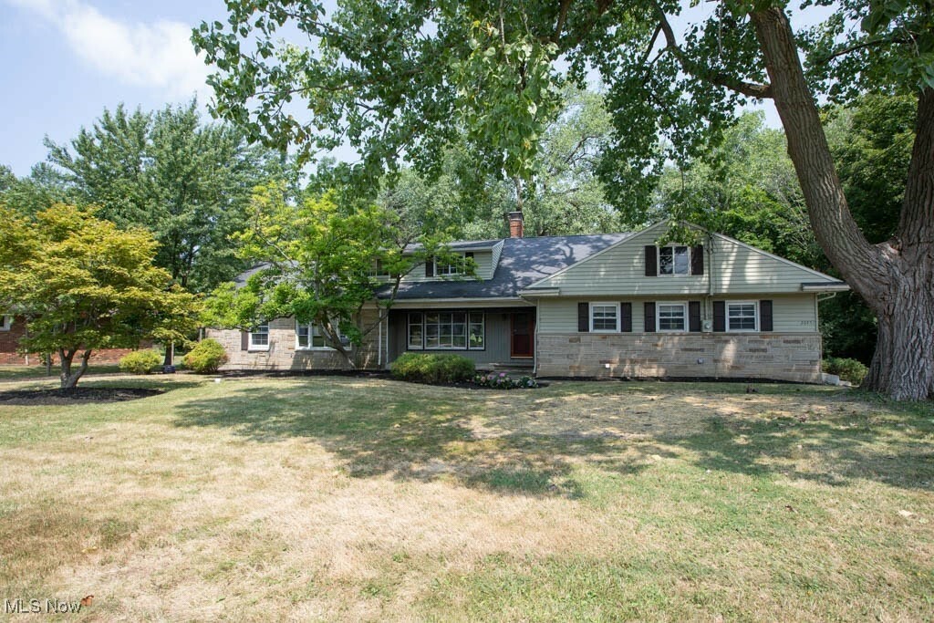 Property Photo:  26451 Fairmount Boulevard  OH 44122 