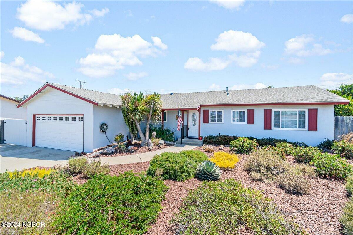 4050 Shelley Court  Santa Maria CA 93455 photo