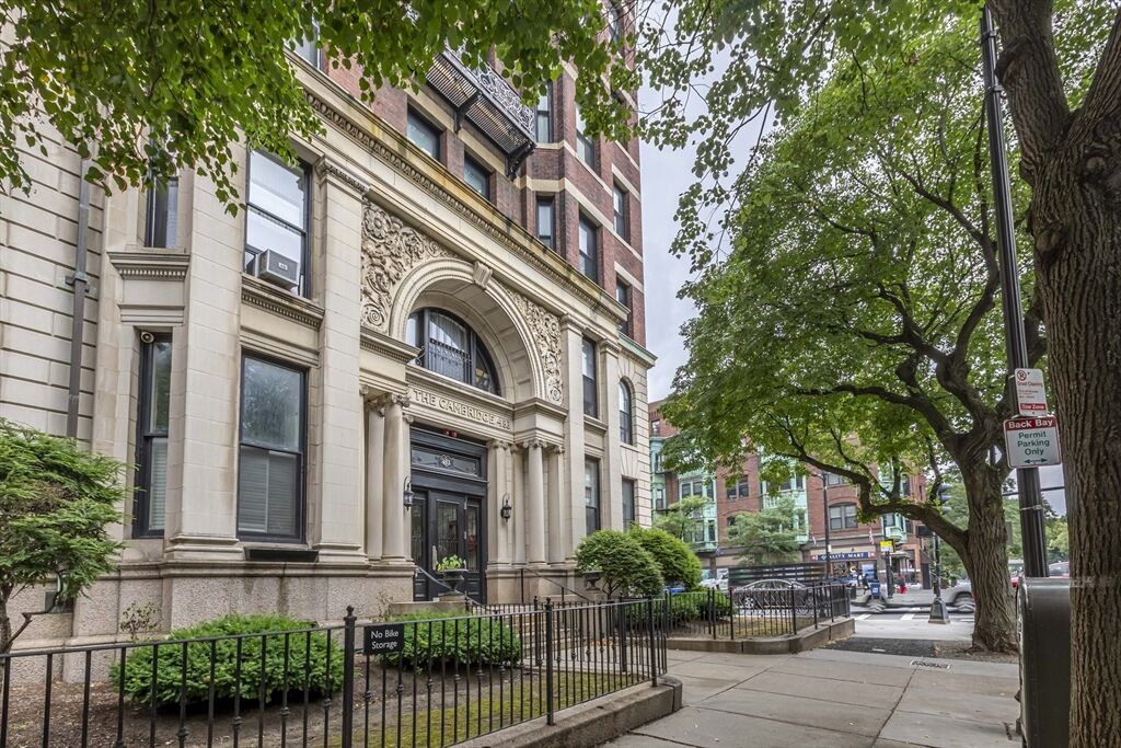Property Photo: 483 Beacon 14 MA 02115
