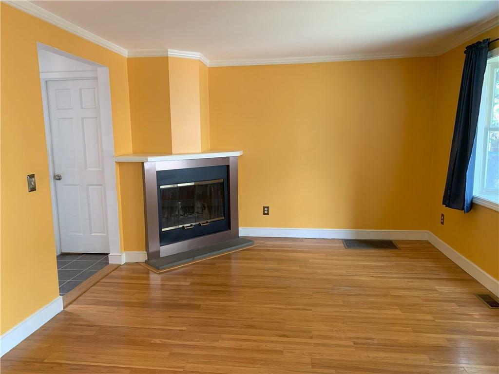 Property Photo:  68 Locust Street 7  RI 02906 