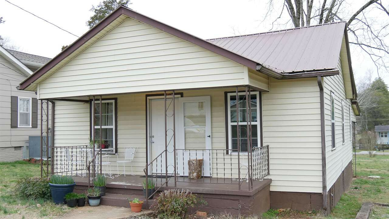 Property Photo: 1132 Jones Street TN 37303
